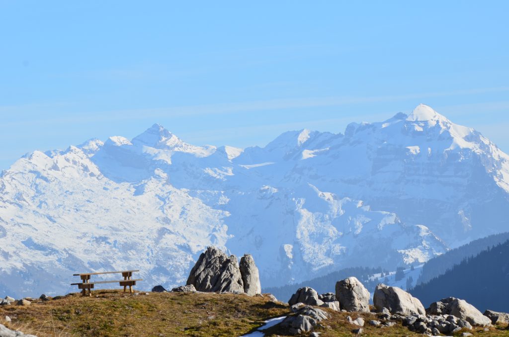 Du Tenneverge (à droite) à Tour sallière